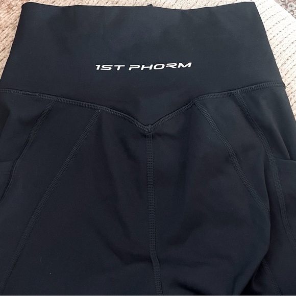 Like New 1st Phorn Fusion Leggings with Pockets Size XS - Picture 8 of 8